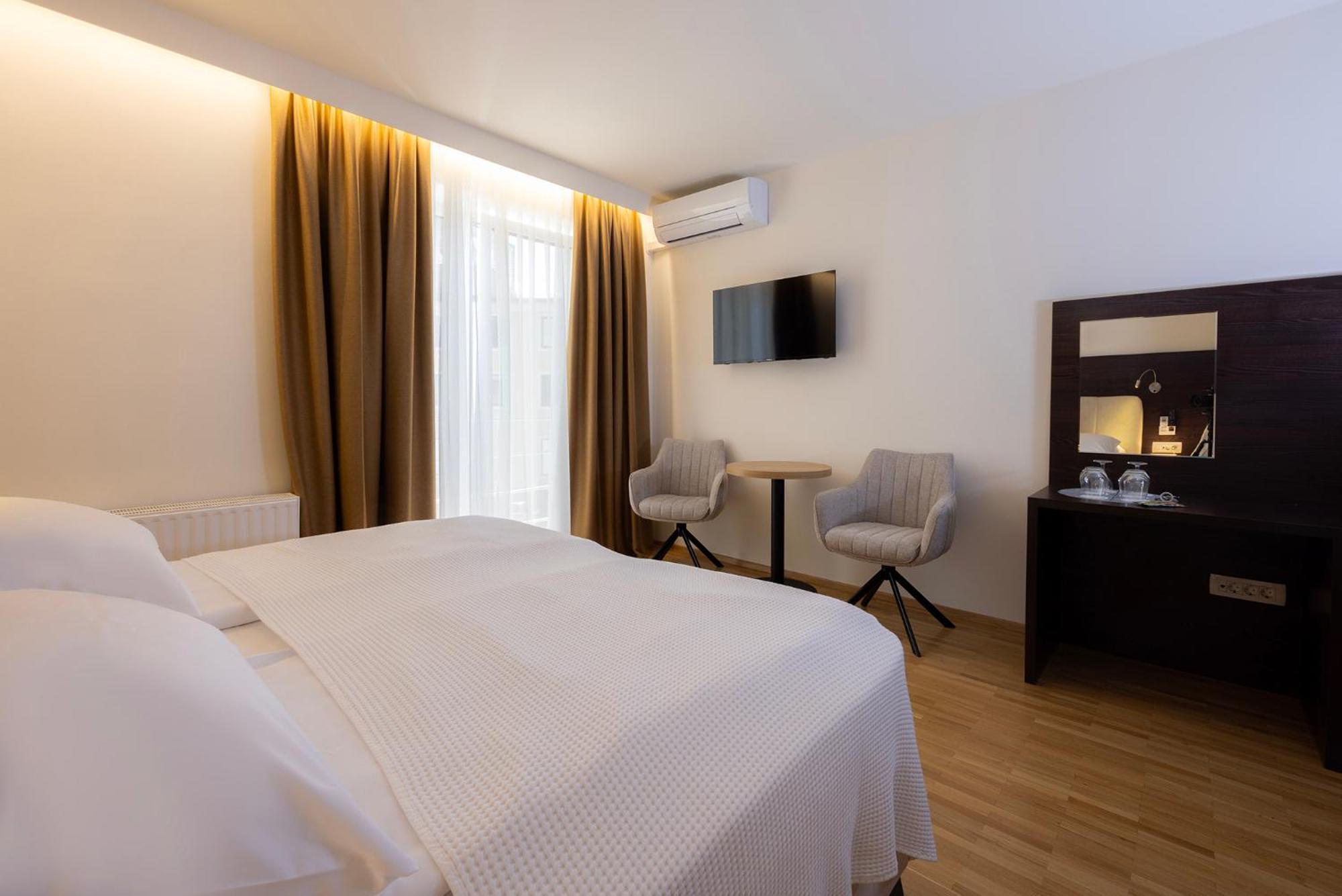 Rooms Bella เบลด ภายนอก รูปภาพ