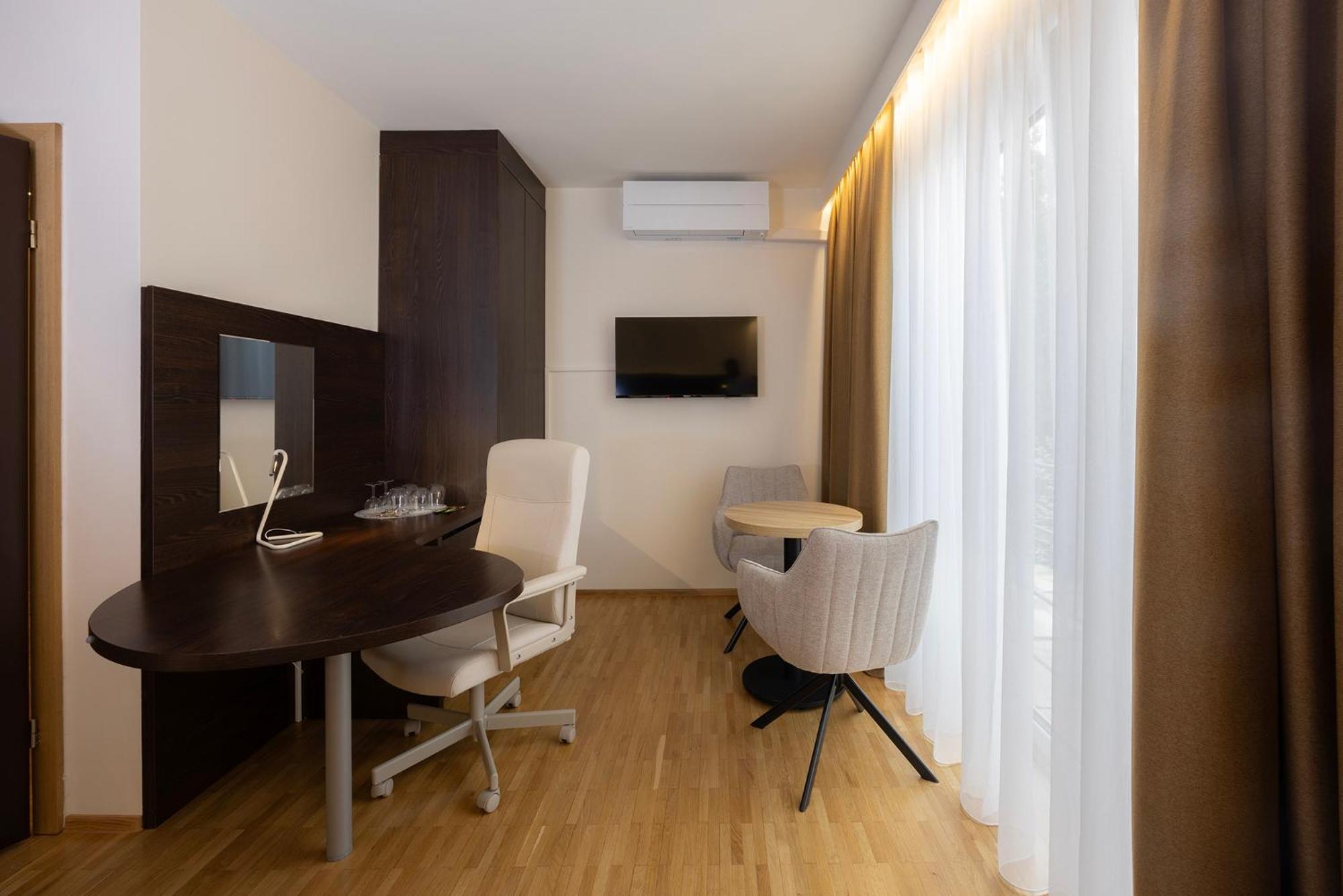 Rooms Bella เบลด ภายนอก รูปภาพ