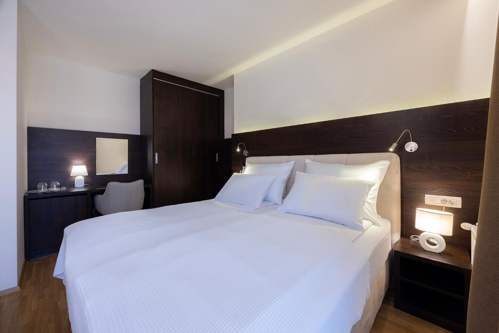Rooms Bella เบลด ภายนอก รูปภาพ