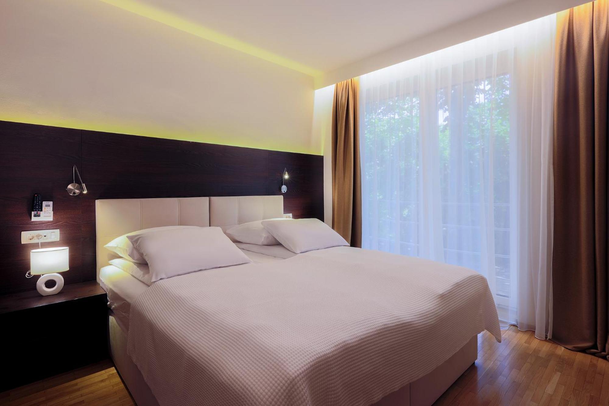 Rooms Bella เบลด ภายนอก รูปภาพ